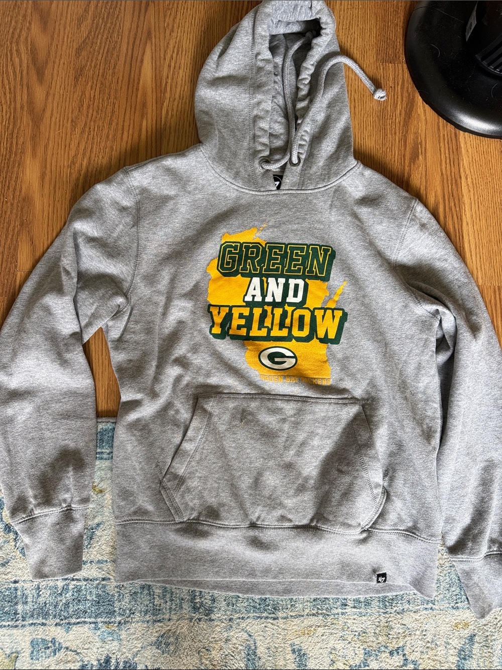47 Brand Grey Pullover Hoodie with Black Logo Tag